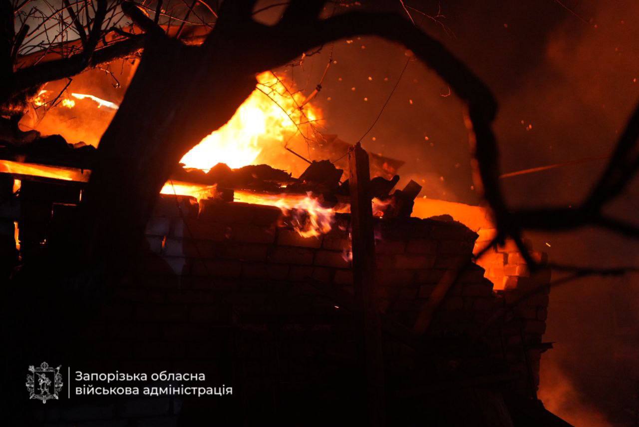 Russia heavily strikes Ukraine's Zaporizhzhia: Residential buildings on fire, casualties reported